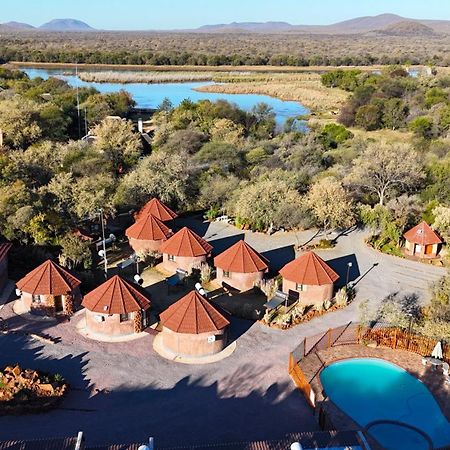 Crocodile Pools River Safaris Γκαμπορόνε Εξωτερικό φωτογραφία