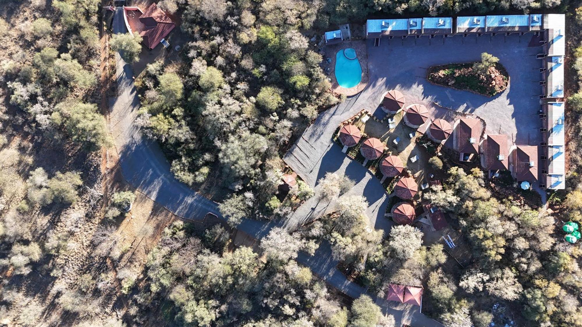Crocodile Pools River Safaris Γκαμπορόνε Εξωτερικό φωτογραφία