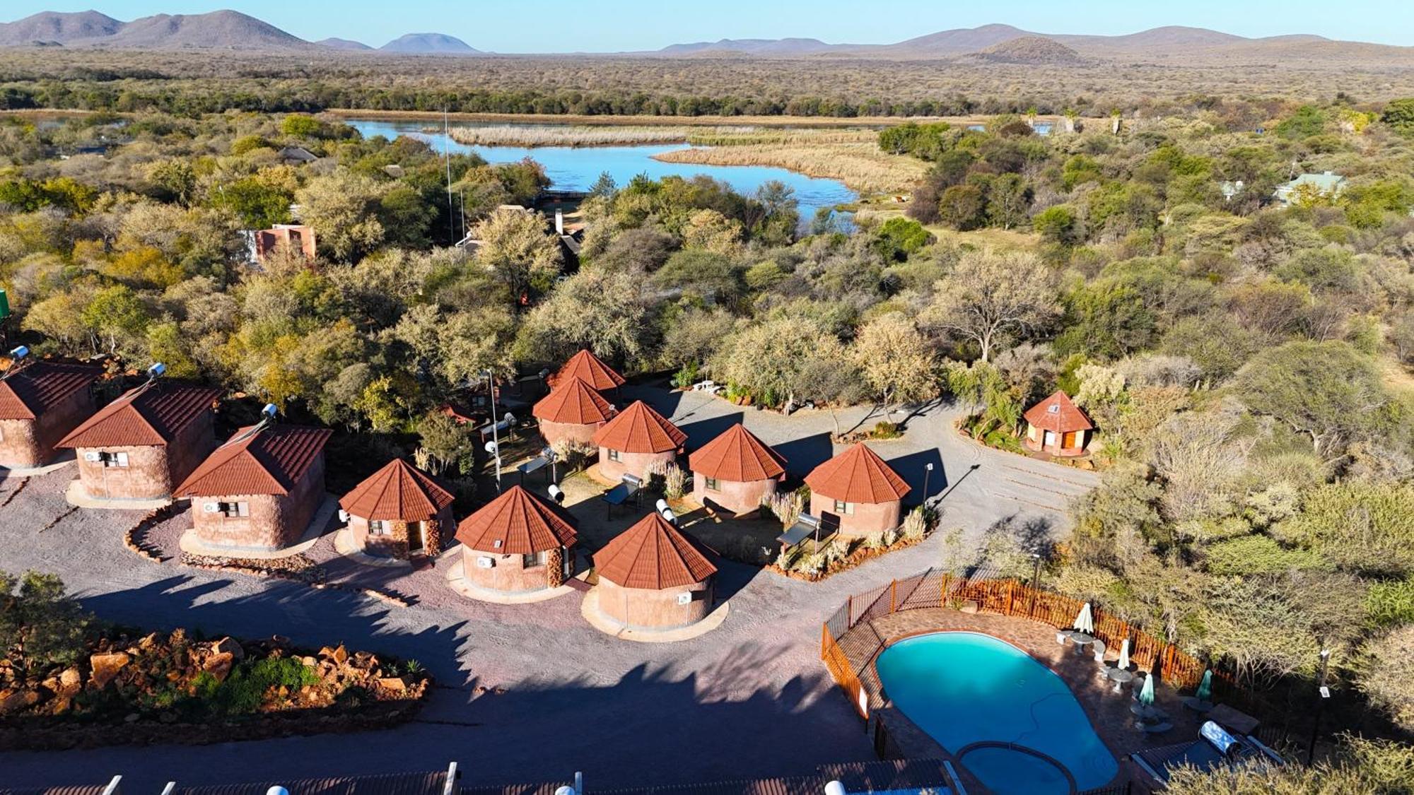 Crocodile Pools River Safaris Γκαμπορόνε Εξωτερικό φωτογραφία